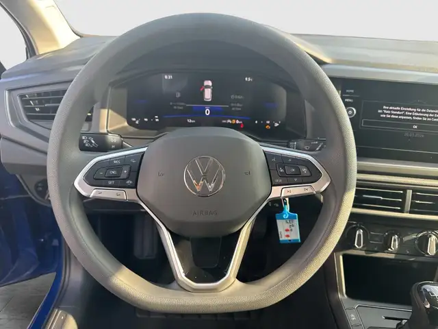 Volkswagen Polo view 9