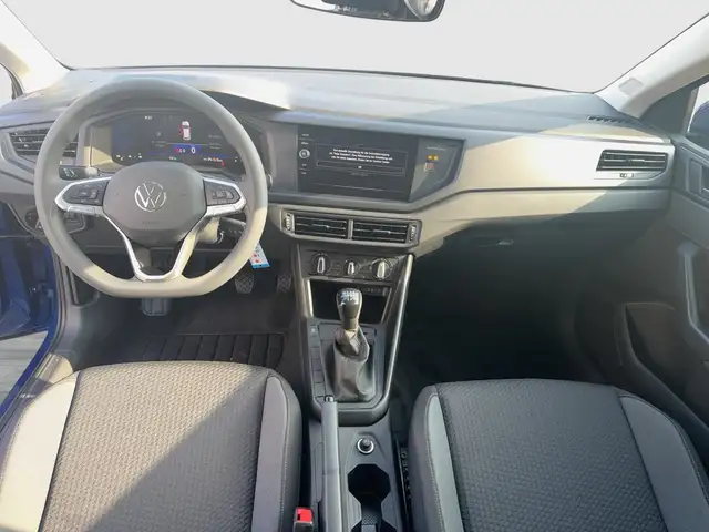 Volkswagen Polo view 10