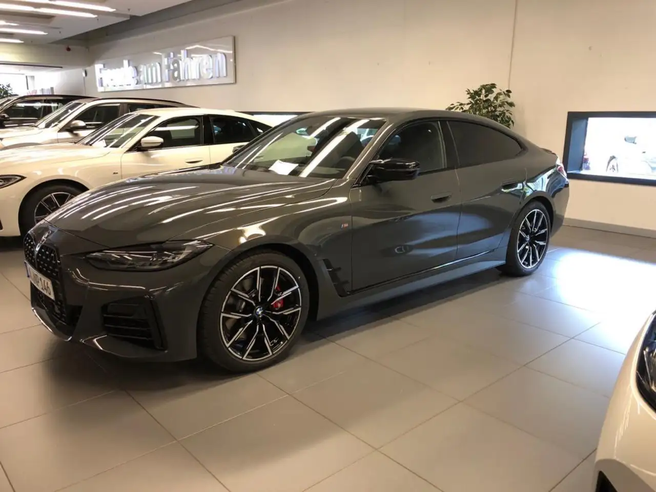 BMW 440