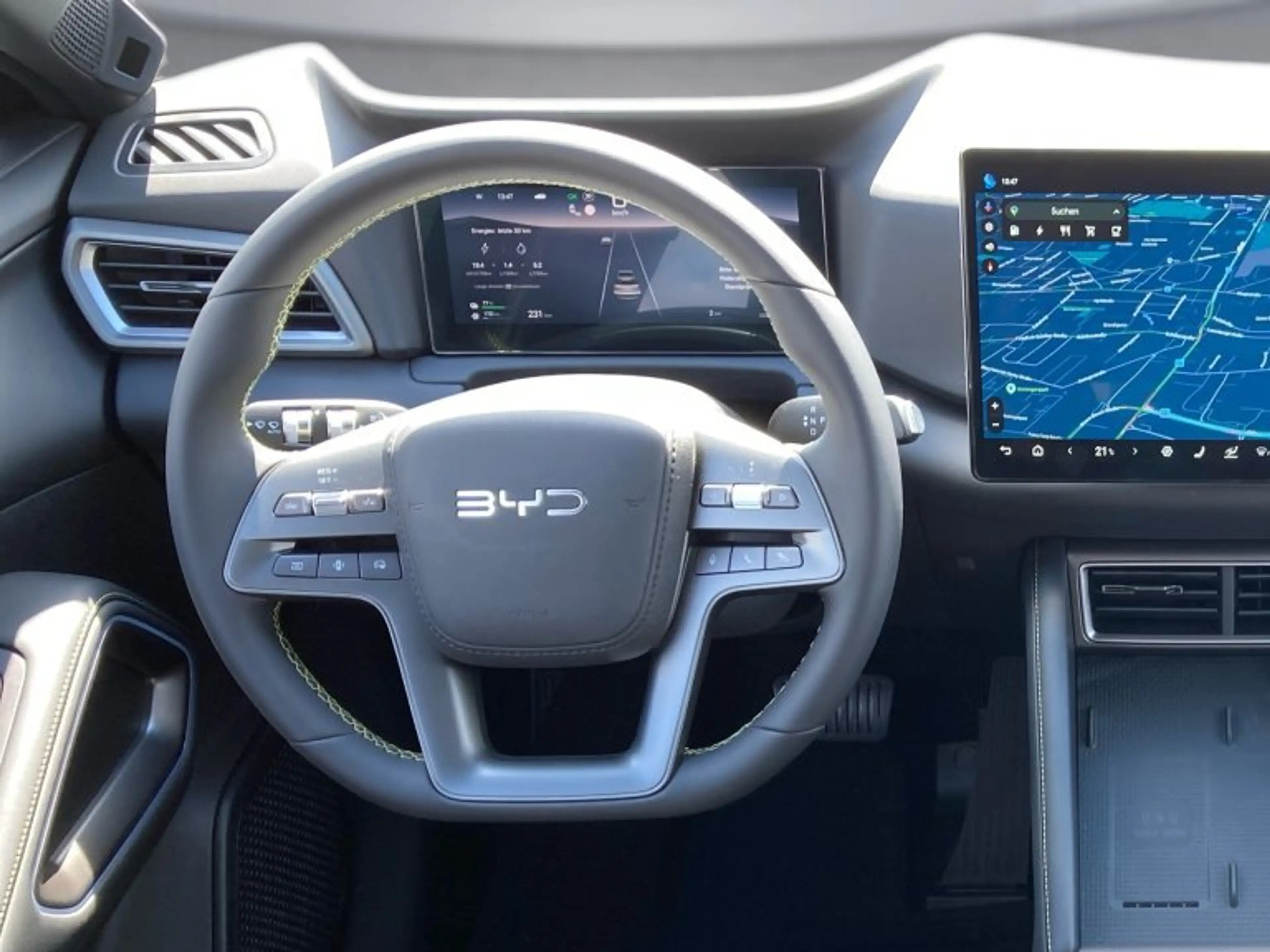 BYD Atto 2 DM-i Boost — photo 10