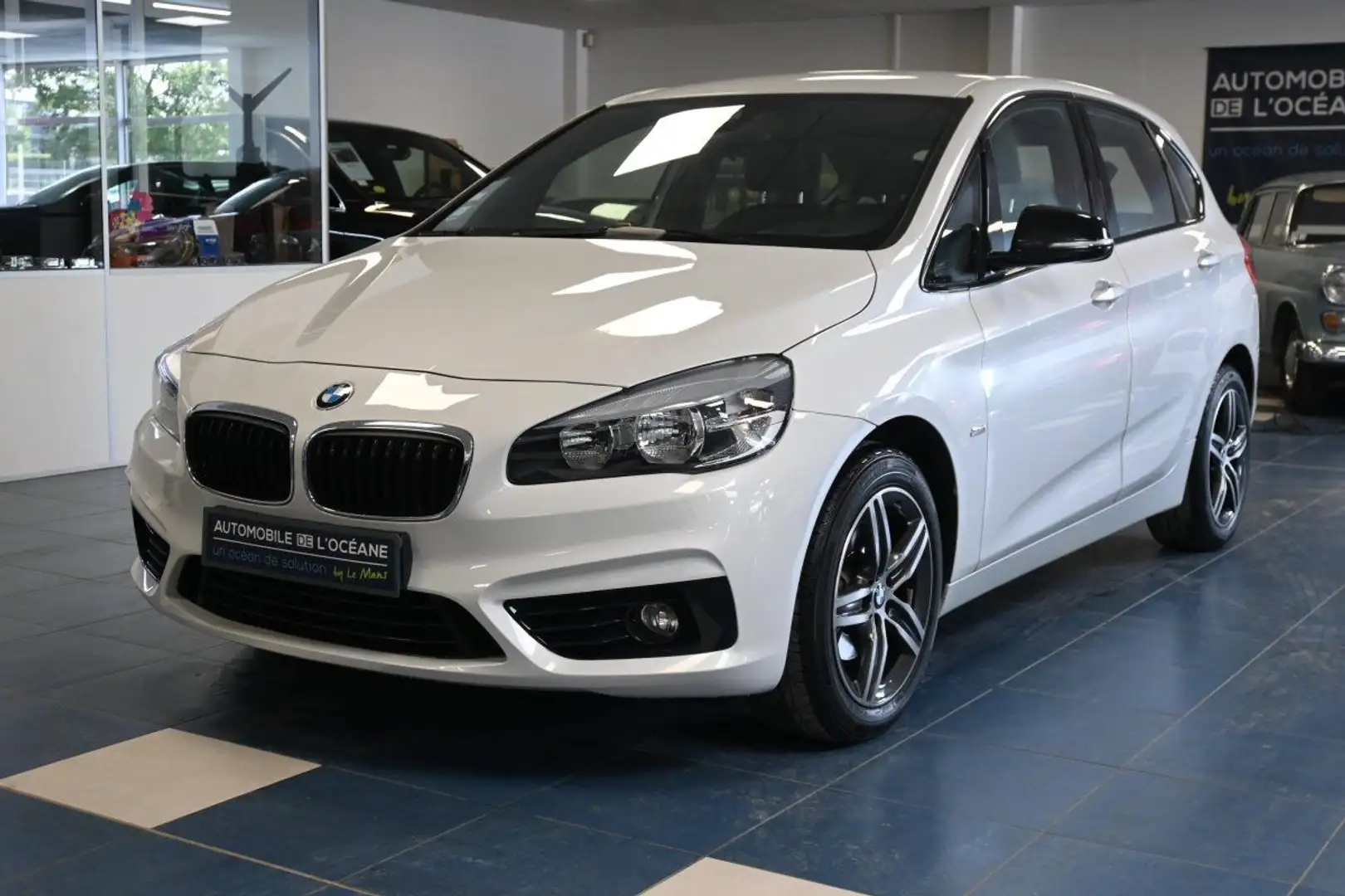 BMW 218 SERIE F45 218d 150 ch Sport A Blanc - 1