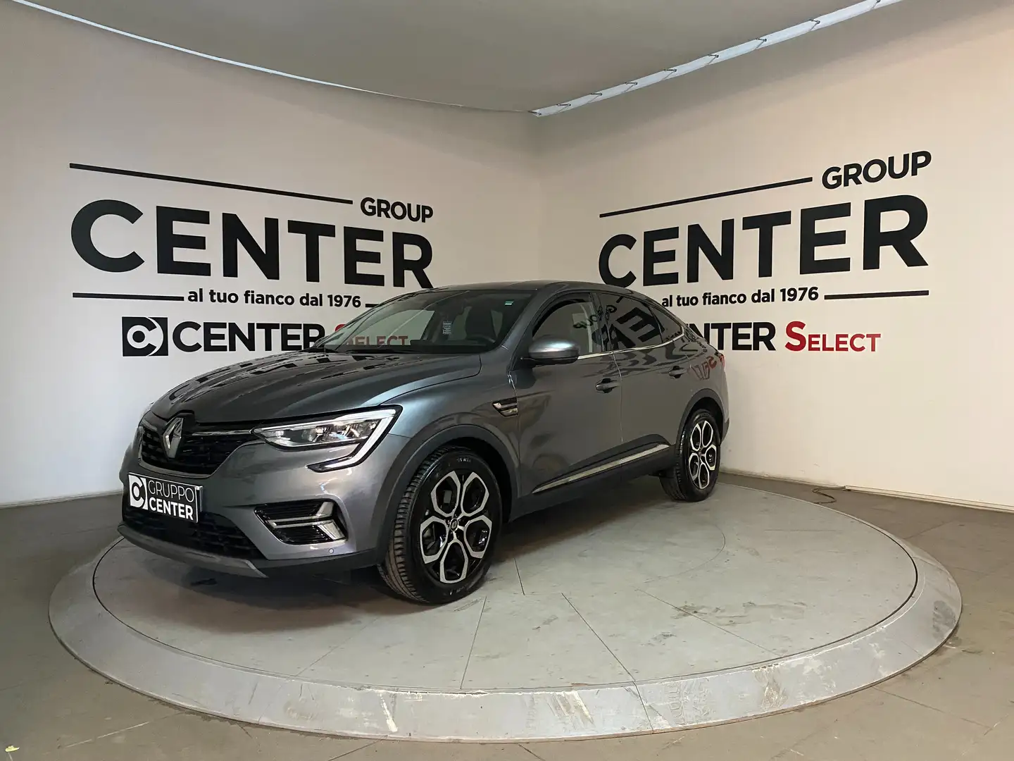 Renault Arkana Arkana 1.6 E-Tech full hybrid Intens 145cv Grigio - 1