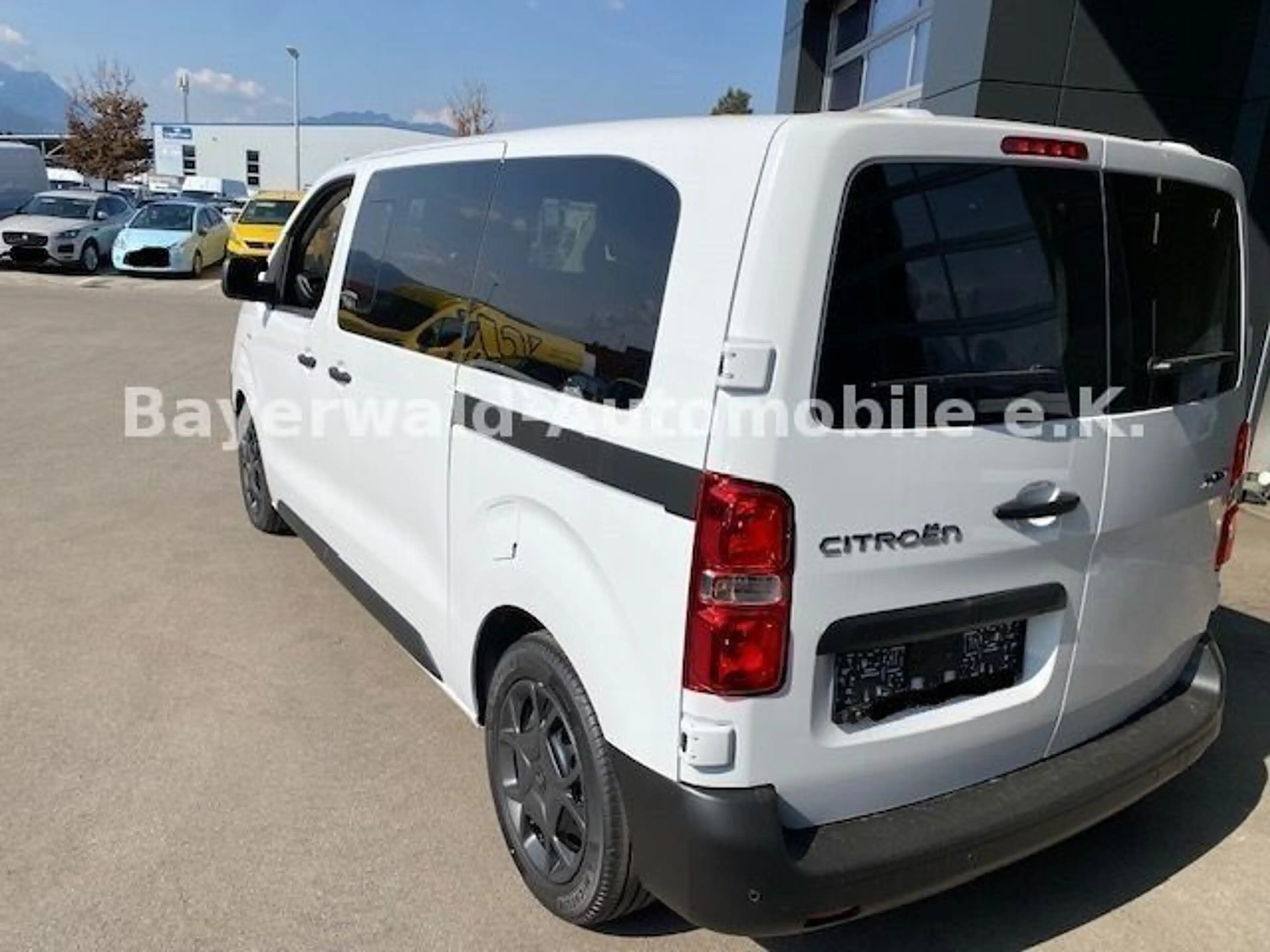 Citroen Jumpy 2.0 M EAT8 Navi AHK Kamera sofort — photo 4