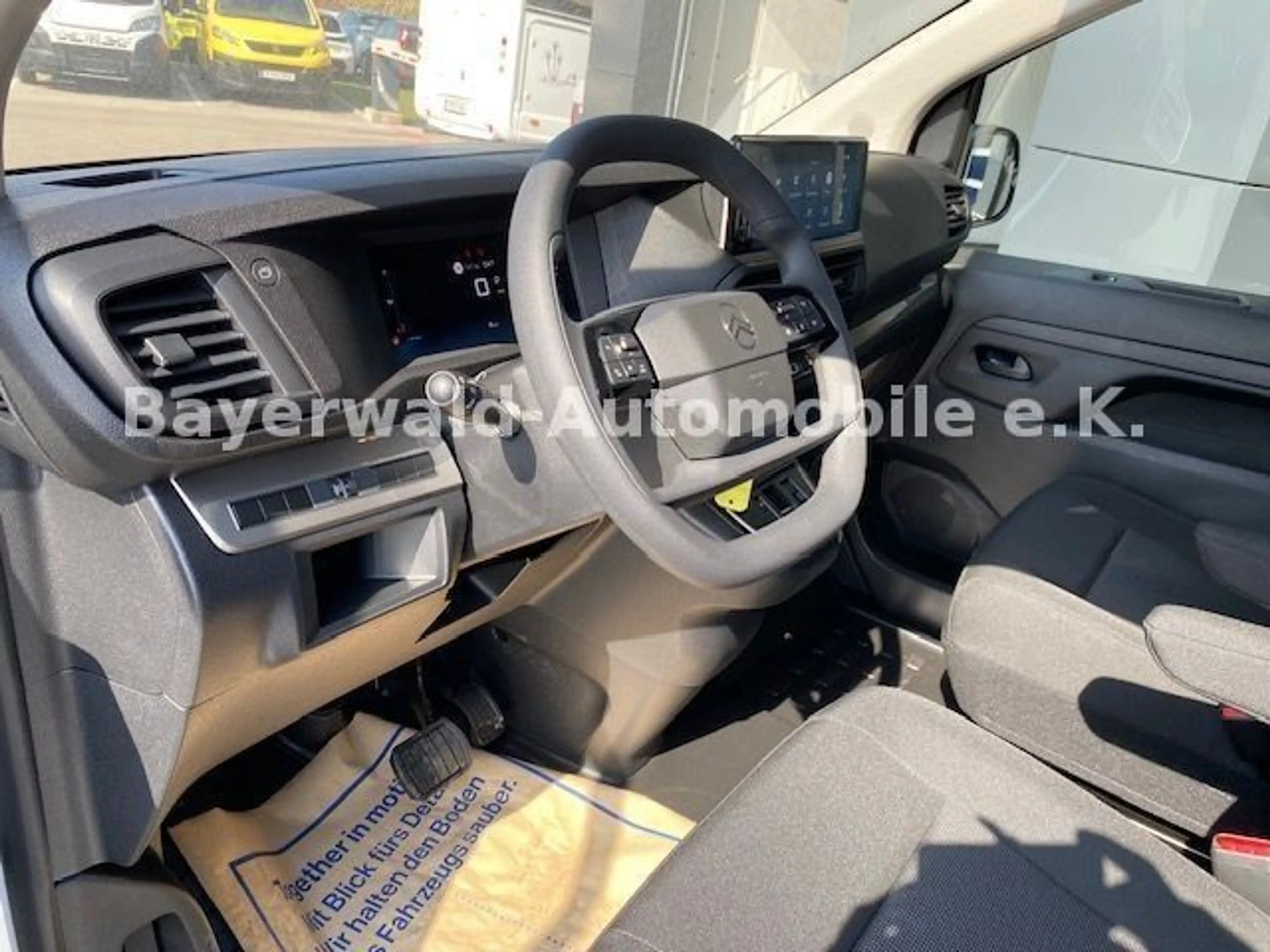 Citroen Jumpy 2.0 M EAT8 Navi AHK Kamera sofort — photo 14