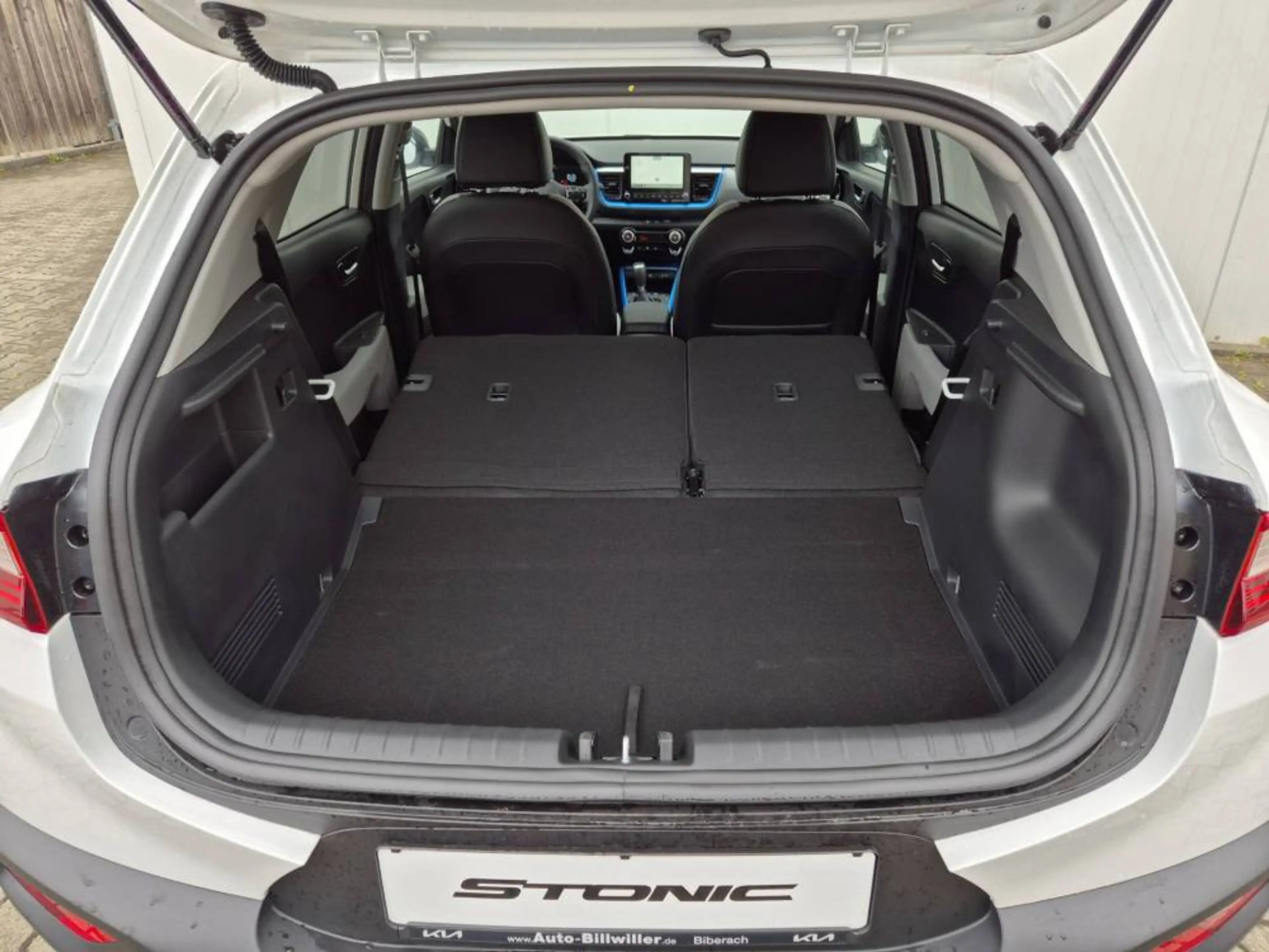 Kia Stonic 1.0 T-GDI (100 PS) MHEV Nightline — photo 15