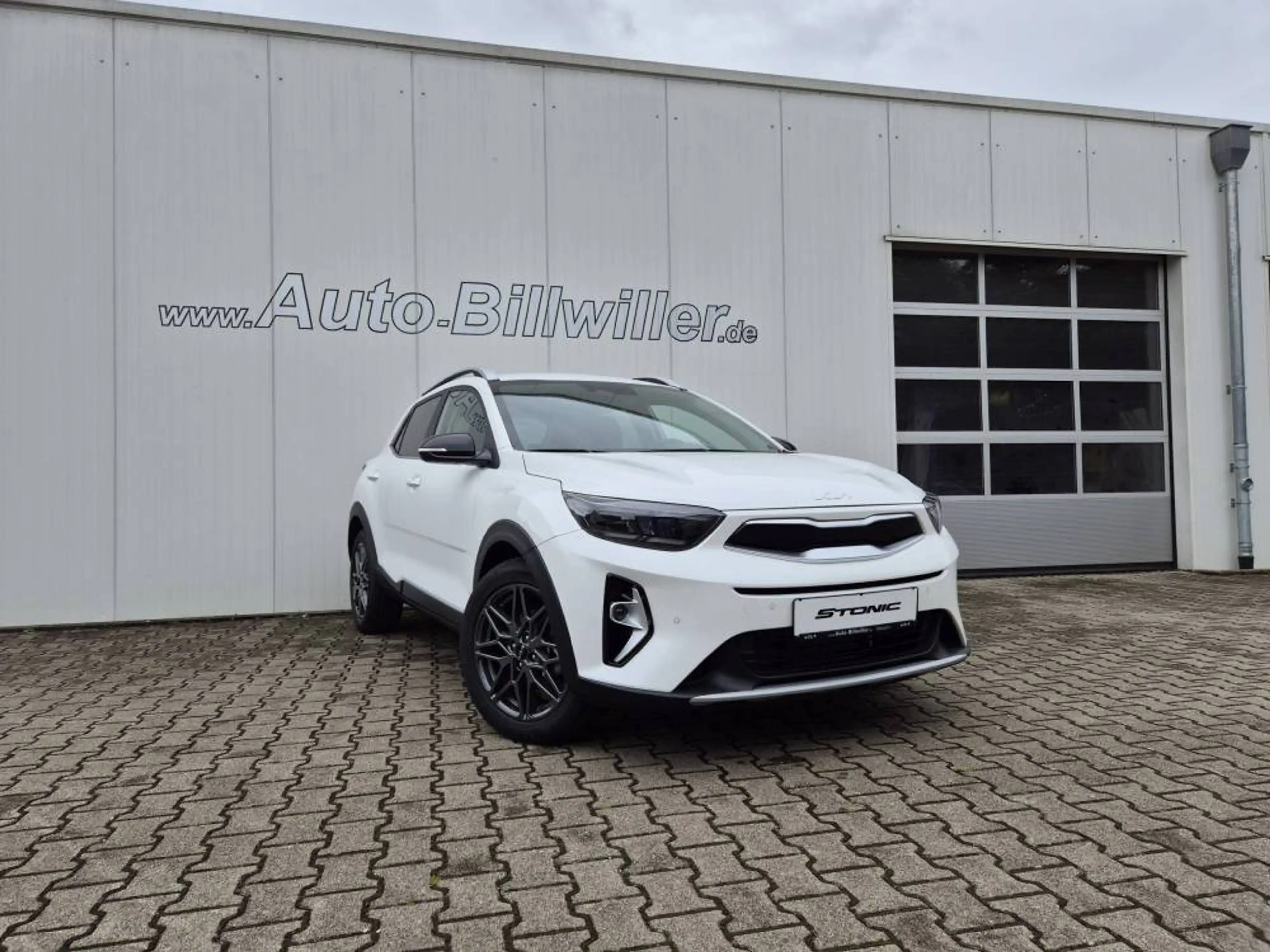 Kia Stonic 1.0 T-GDI (100 PS) MHEV Nightline — photo 2
