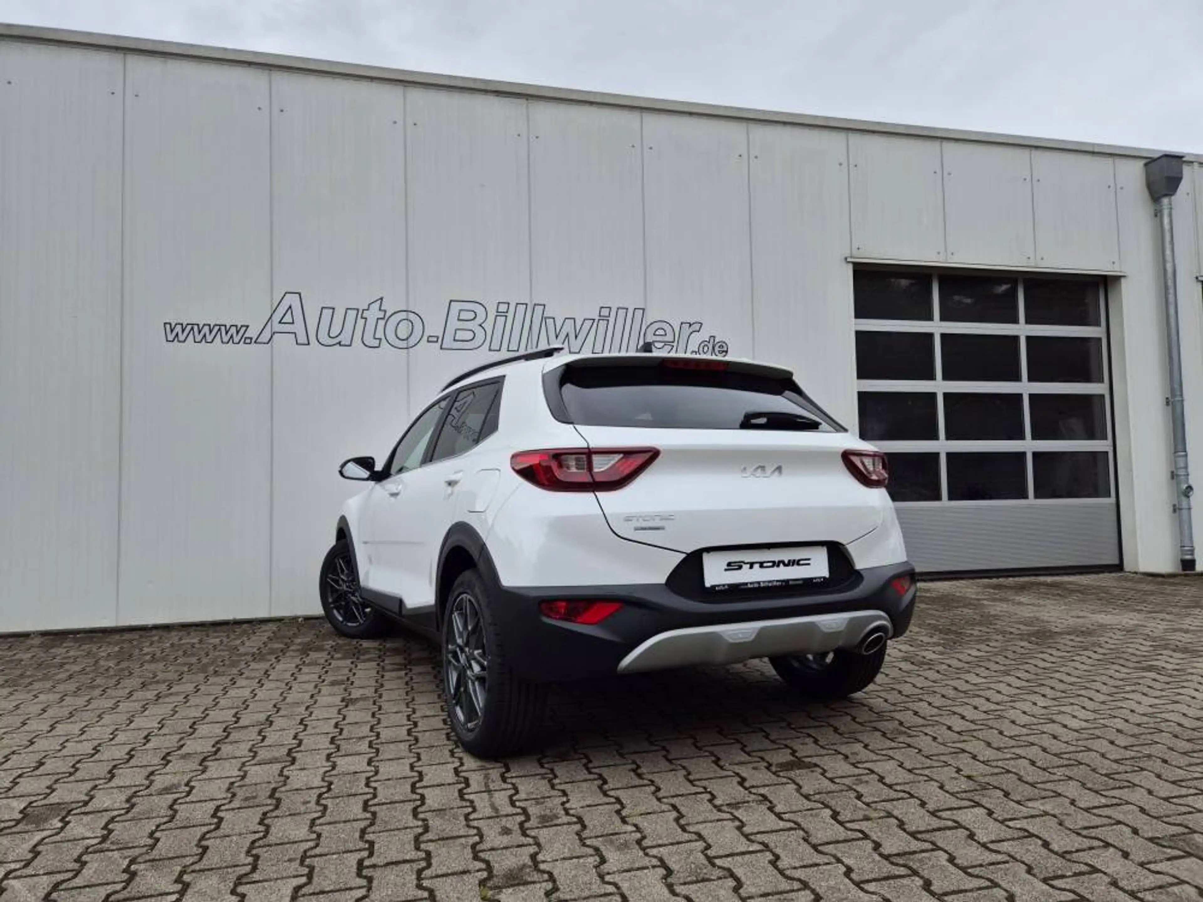 Kia Stonic 1.0 T-GDI (100 PS) MHEV Nightline — photo 5