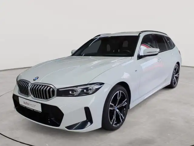 BMW 3 Series view 2
