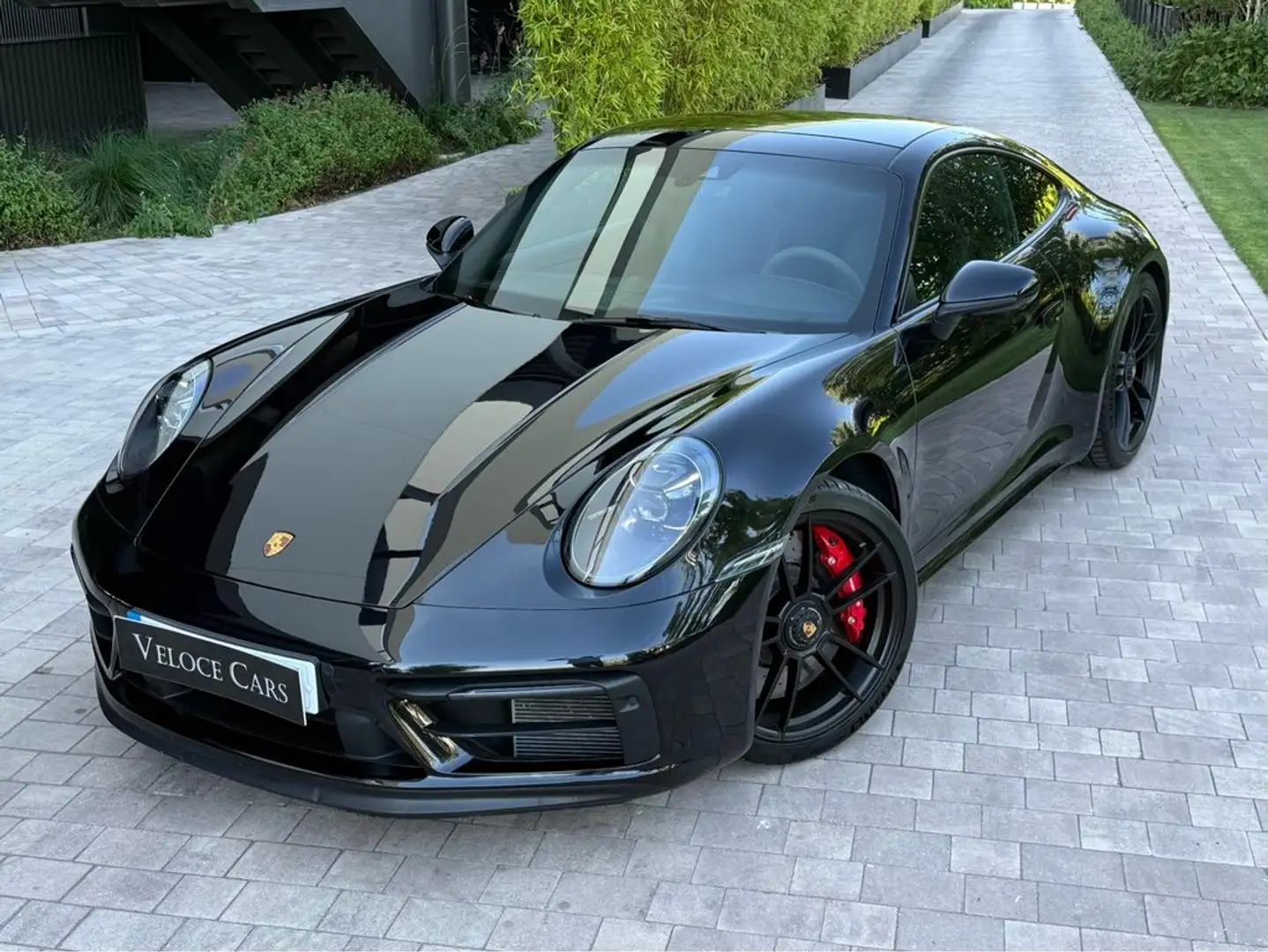 Porsche 911 Carrera 4 GTS Coupé Negro - 1