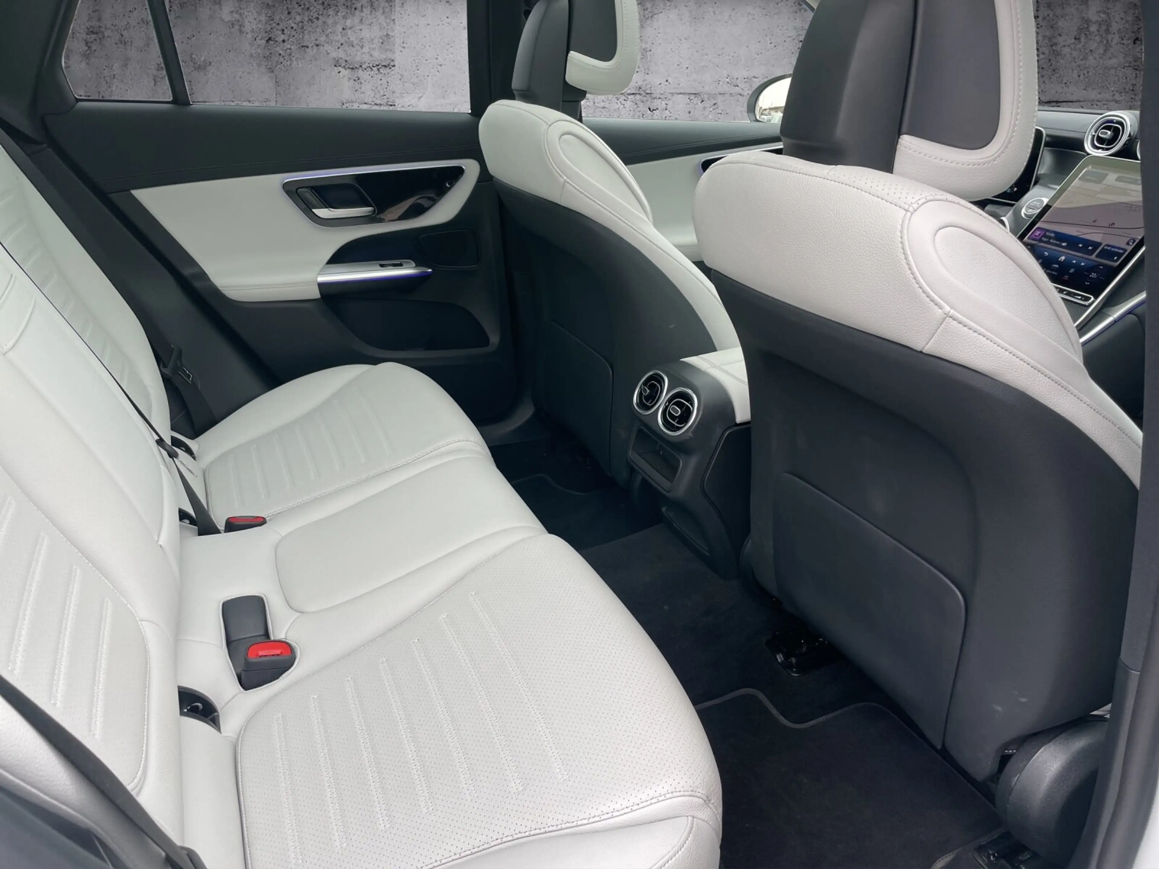 Mercedes-Benz GLC 450 GLC 450 d 4M AMG+DISTRO+STANDHZ+PANO+AHK+360° — photo 13