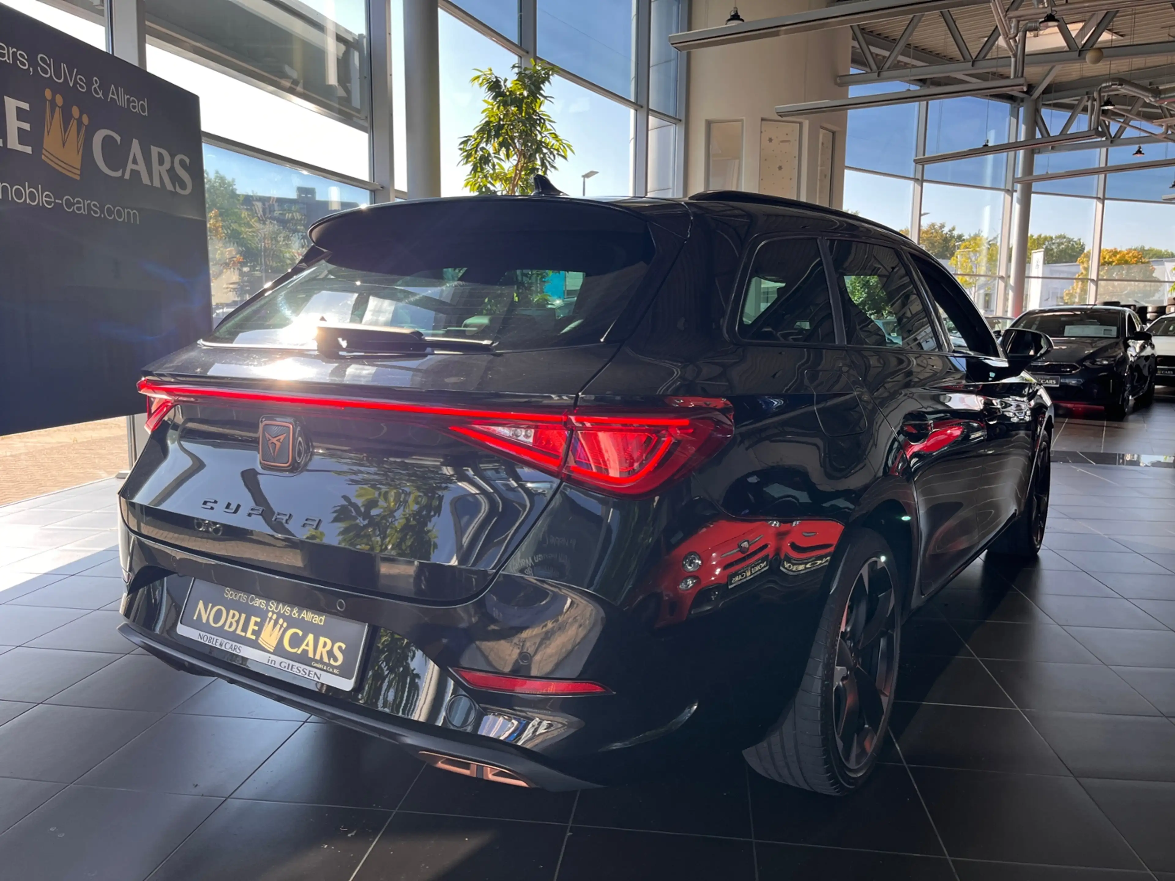 CUPRA Leon ST LED AHK NAVI ALU — photo 7