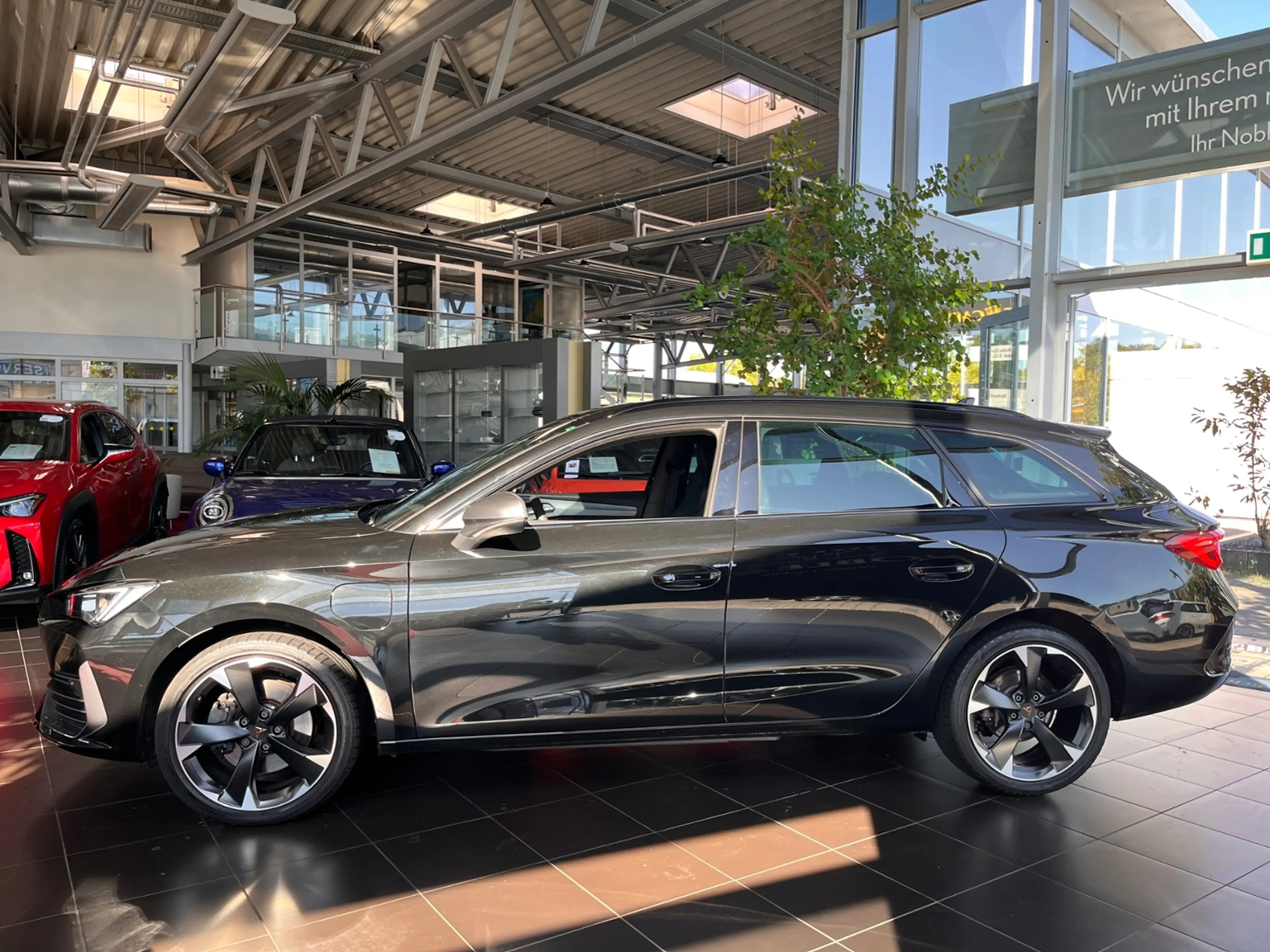 CUPRA Leon ST LED AHK NAVI ALU — photo 4