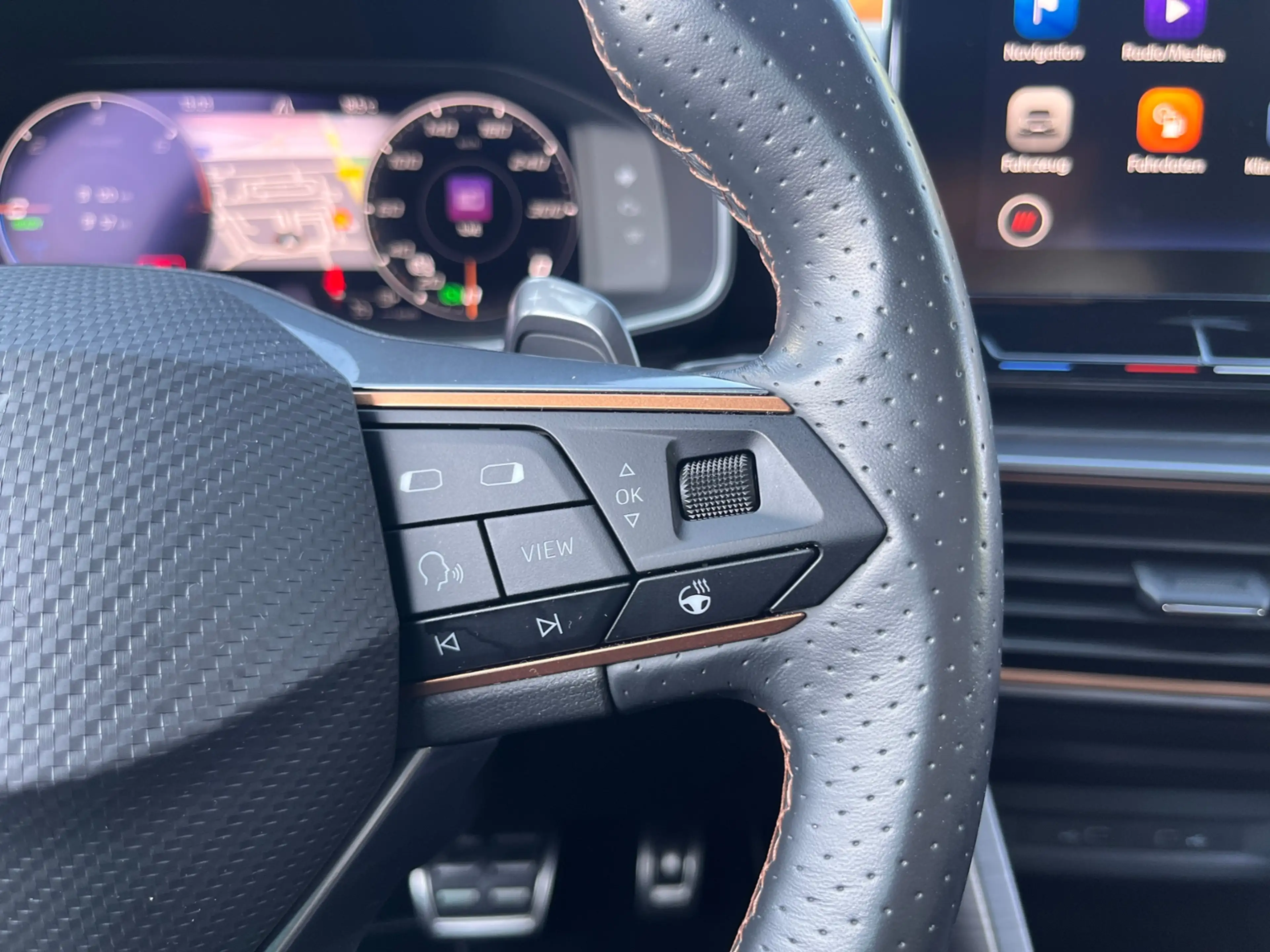CUPRA Leon ST LED AHK NAVI ALU — photo 15