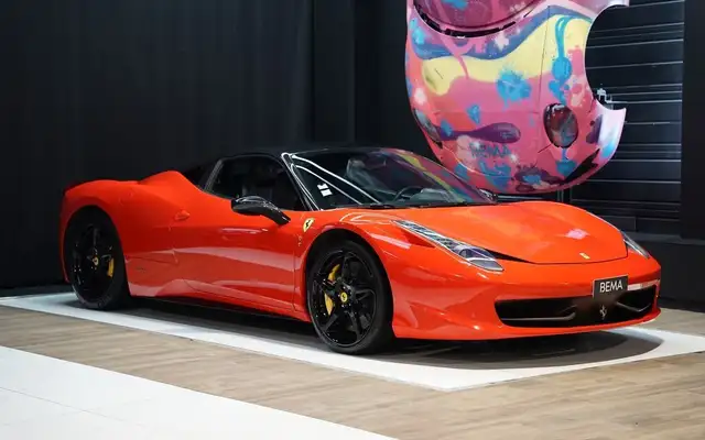 Ferrari 458 V8 4.5 570cv | Lift Écussons Scuderia Sièges électriques À partir de 2430-mois