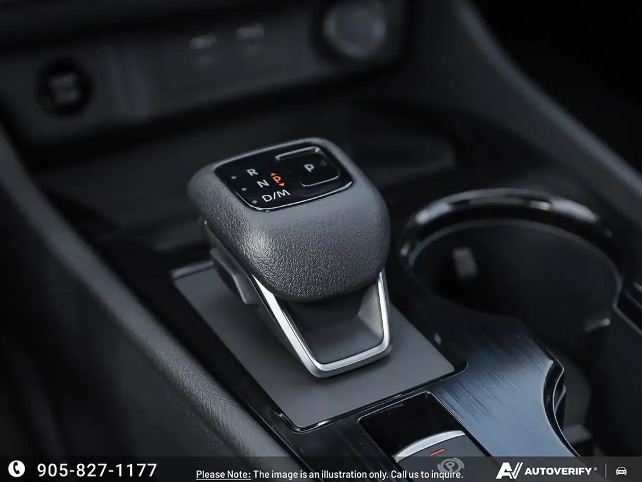 Nissan Rogue fotografie Nissan Rogue