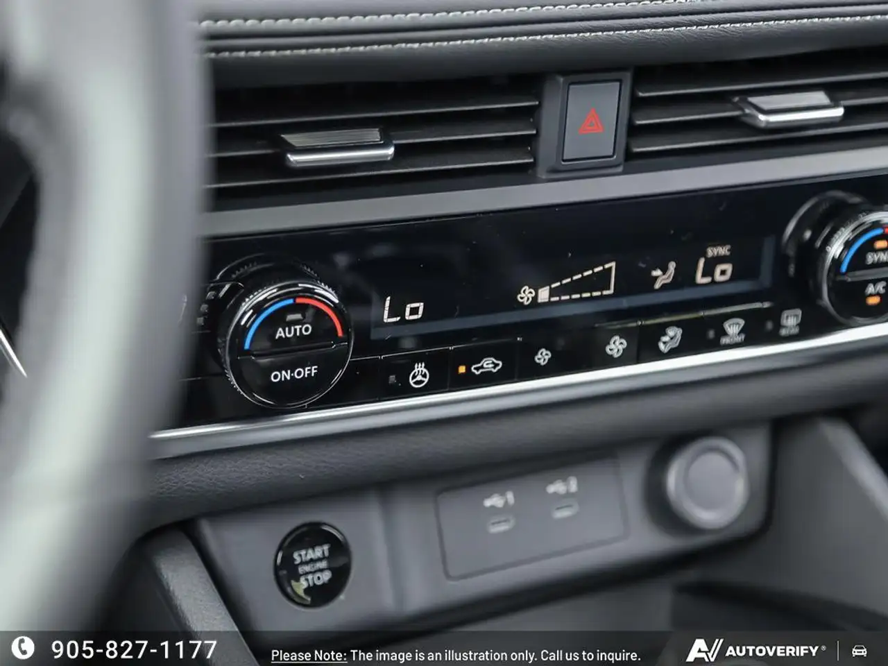 Nissan Rogue fotografie Nissan Rogue