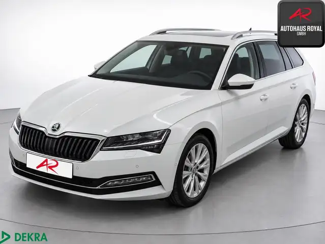 Skoda Superb Combi 2.0 TDI STYLE PANO,PARKLENK,AHK