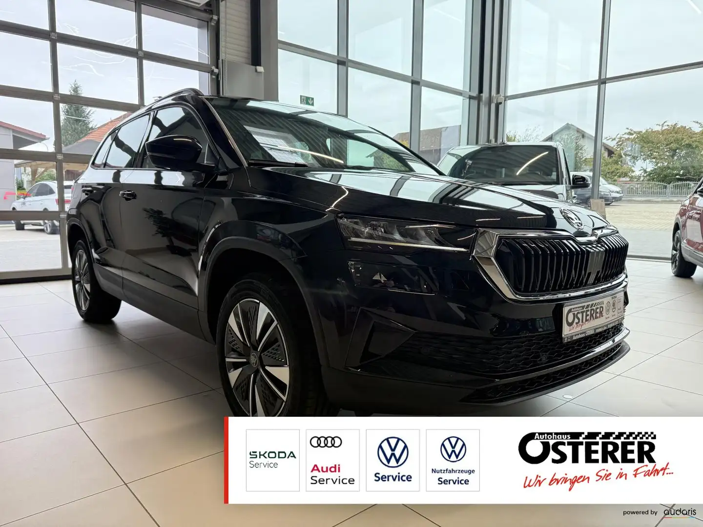 Skoda Karoq 1.5 TSI Selection DSG 4 Jahre Garantie AHK Rückfa Noir - 1