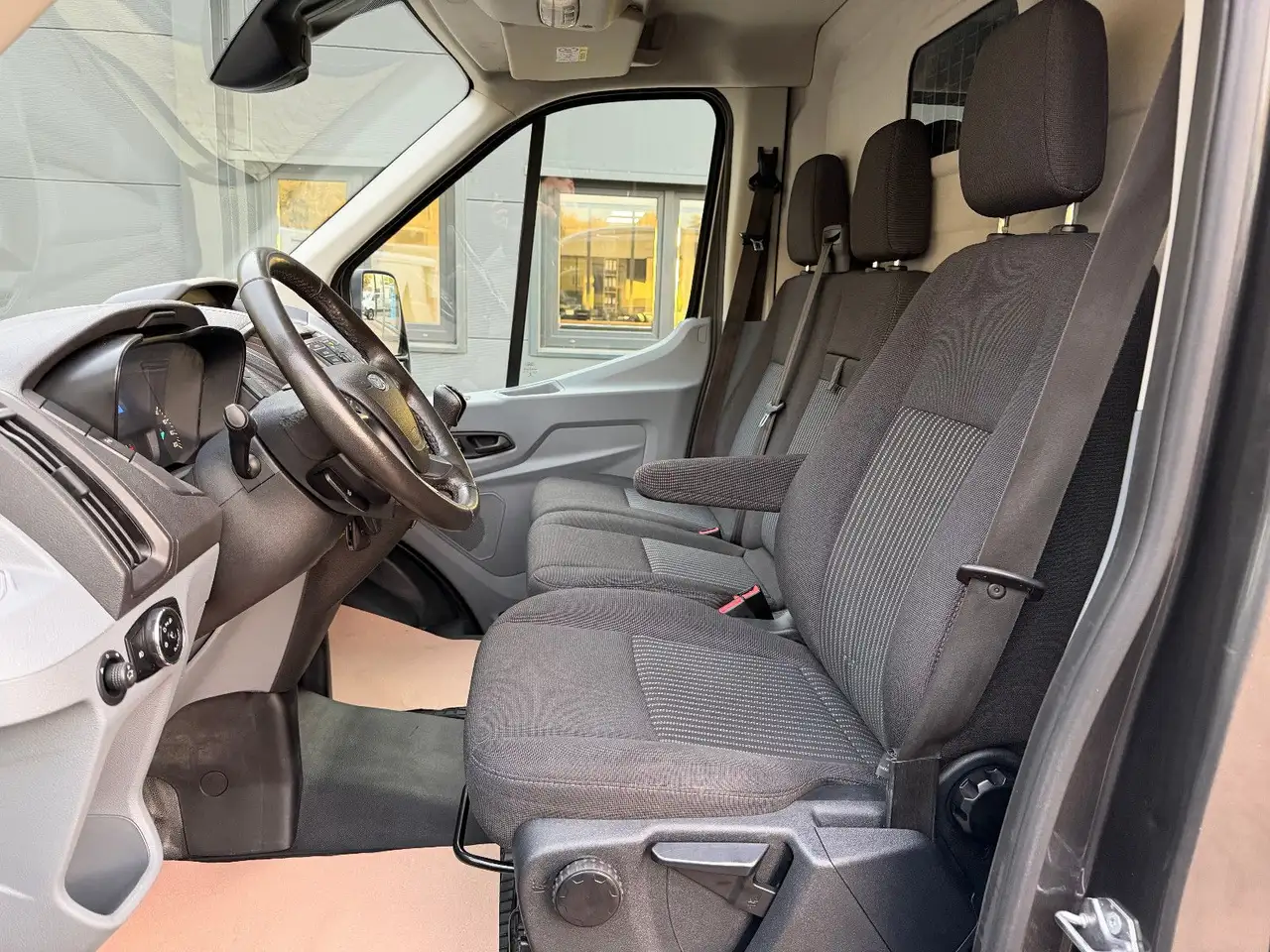 2019 Ford Transit Kasten 350 L3 Trend Standheizung, photograph 11