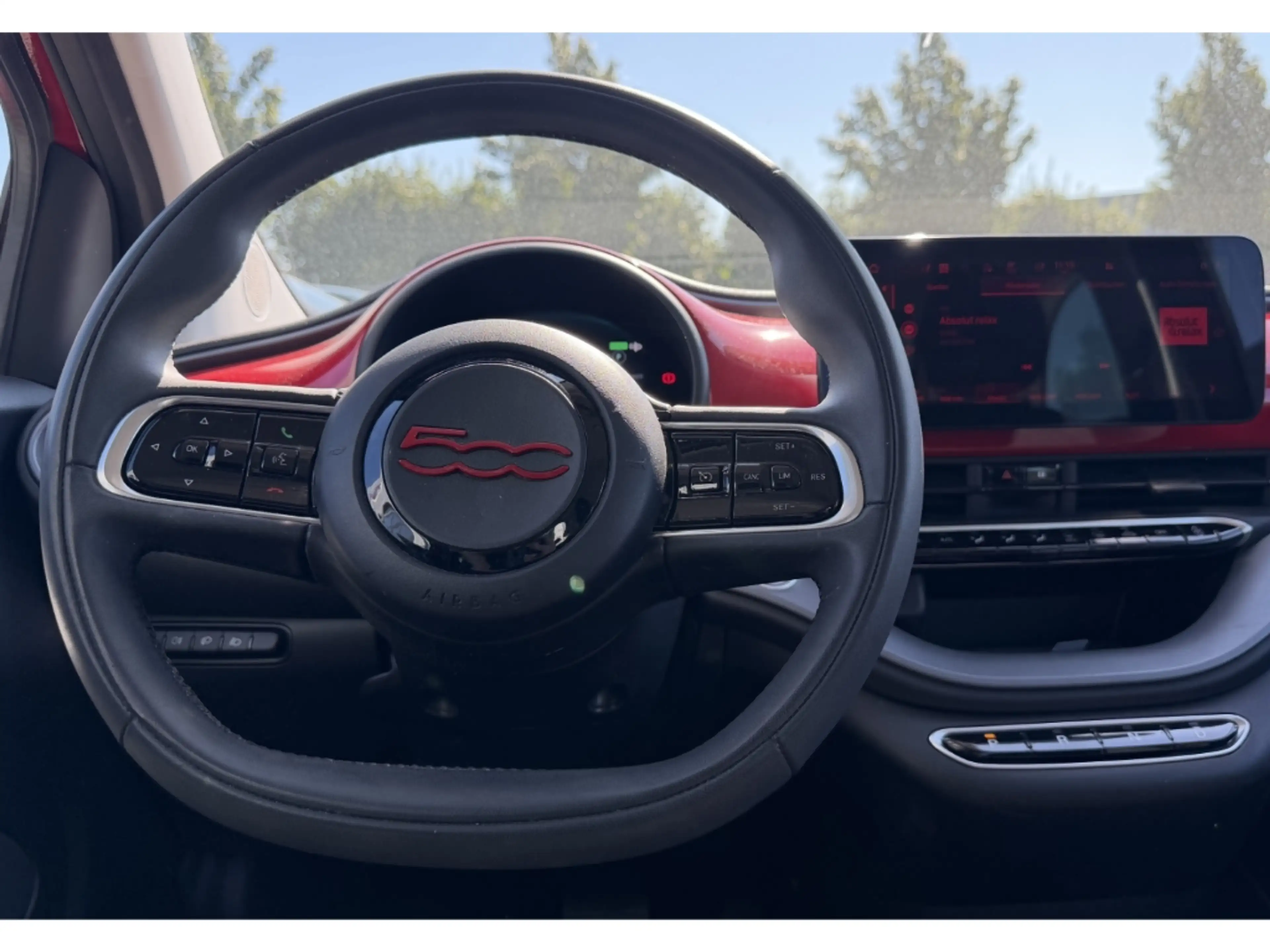 Fiat 500e Red *Apple Car Play *Tempomat — photo 12