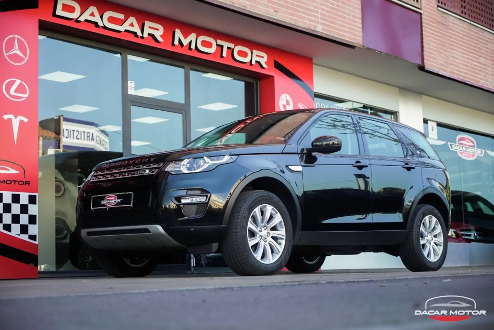 Land Rover Discovery Sport 2.0TD4 HSE 4x4 Aut. 150 Negro - 2
