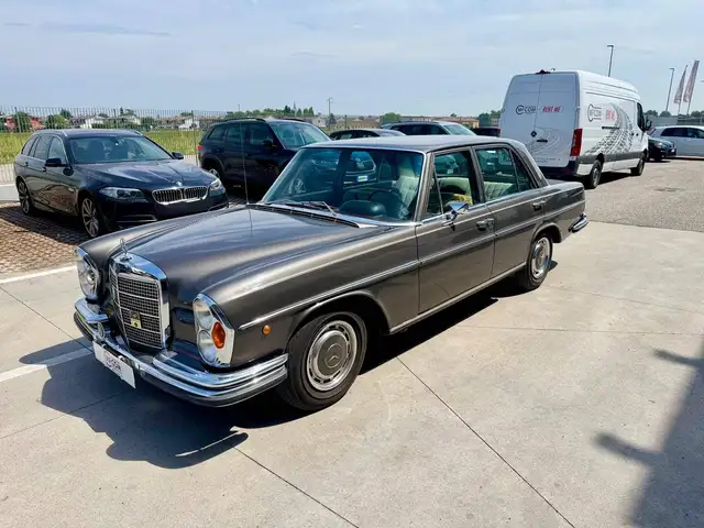 Mercedes-Benz 280 S