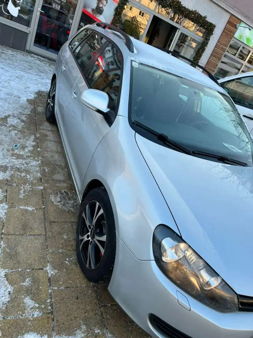 Volkswagen Golf Variant Golf Variant Comfortline 1,6 TDI DPF Comfortline Silber - 1