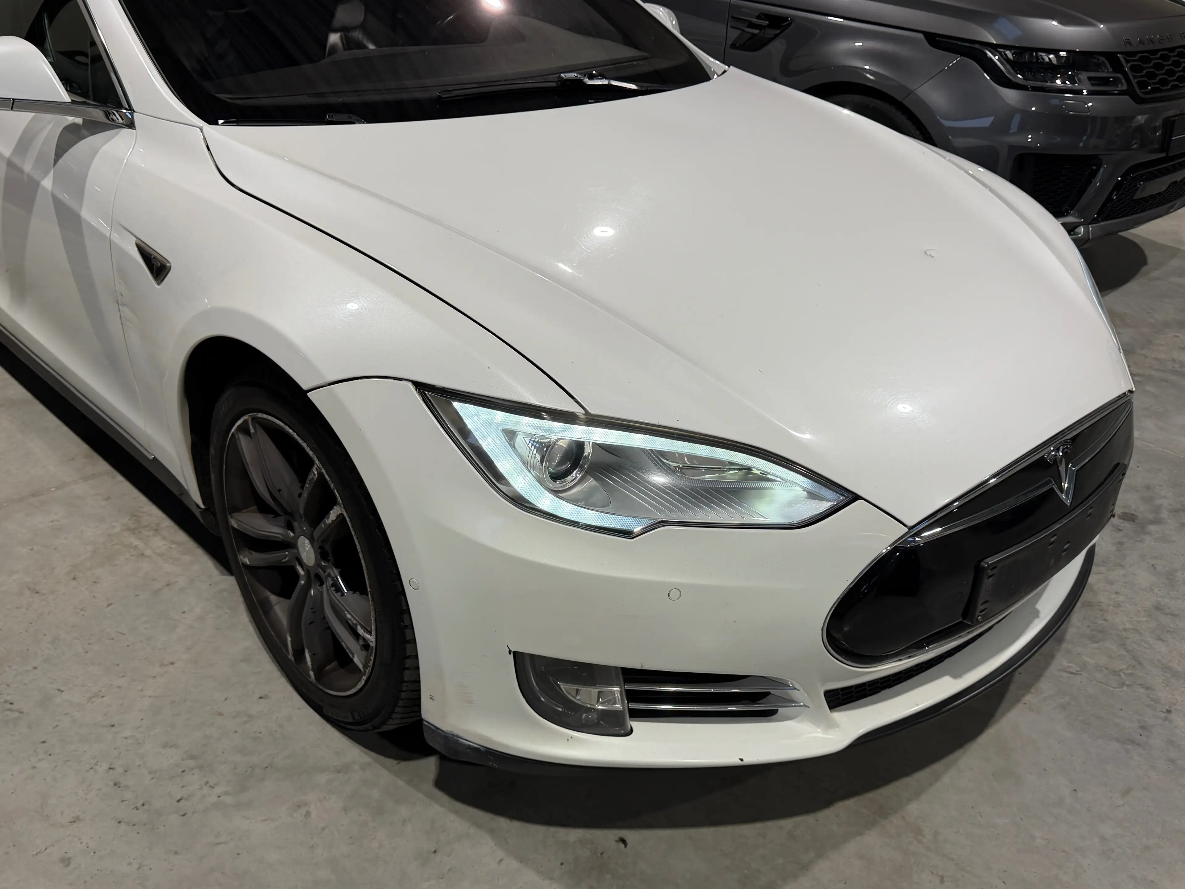 Tesla Model S Model S 85 kWh DUAL MOTOR | LIFETIME CHARGING | BTW/VAT | EXPORT — photo 8