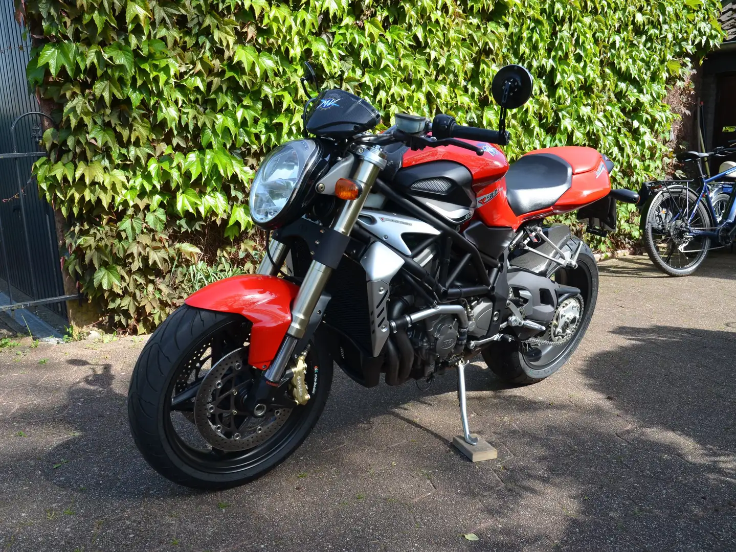 MV Agusta Brutale 989 R Roşu - 2