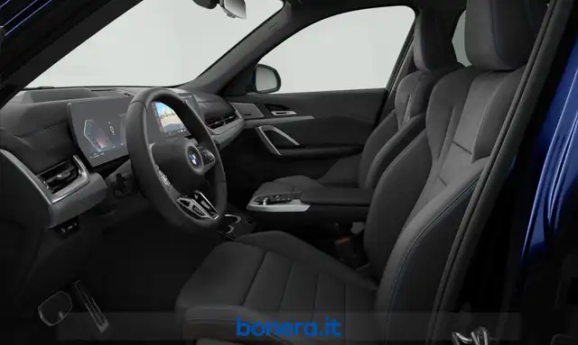 BMW X1 view 4