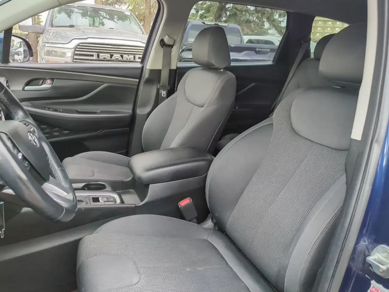 Hyundai SANTA FE снимка Hyundai SANTA FE