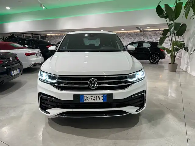 Volkswagen Tiguan 2.0 TDI 150 CV SCR DSG R-Line
