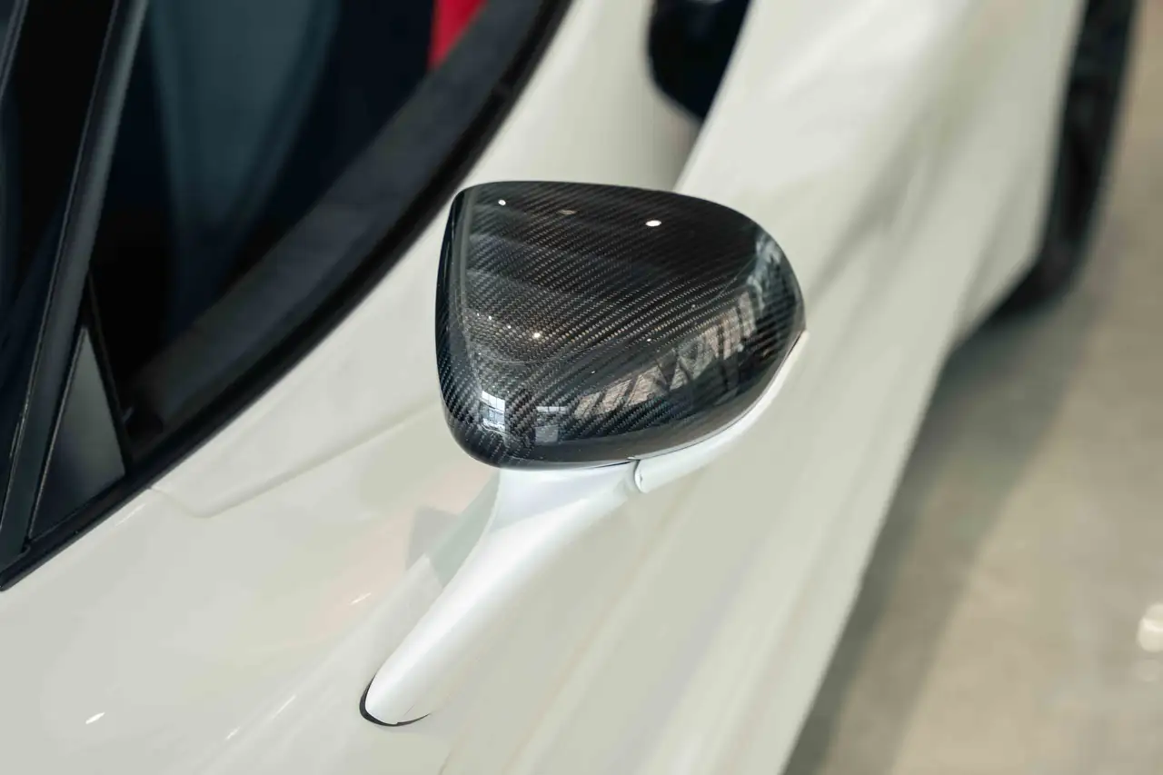 McLaren 720S снимка McLaren 720S