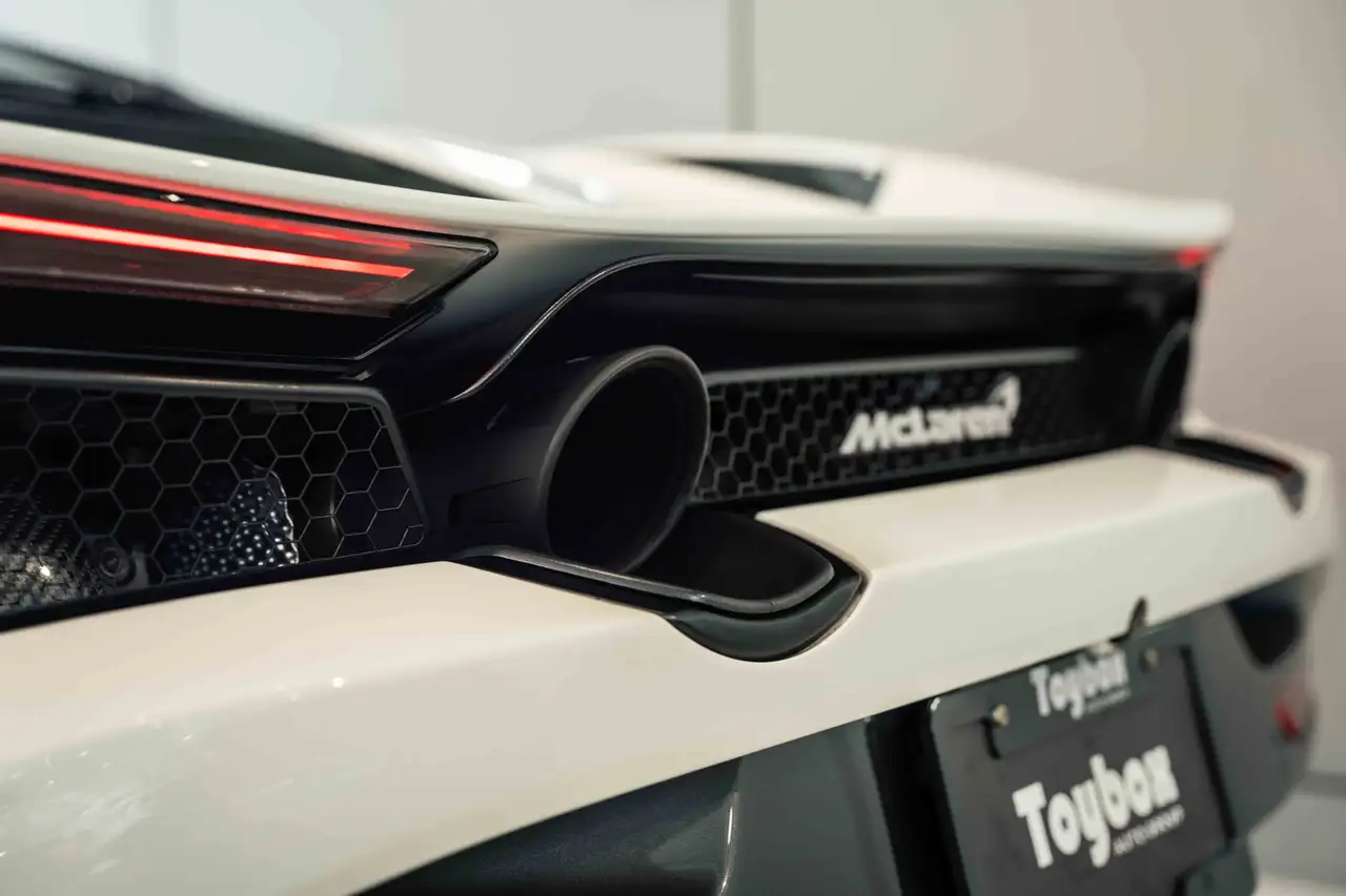 McLaren 720S снимка McLaren 720S