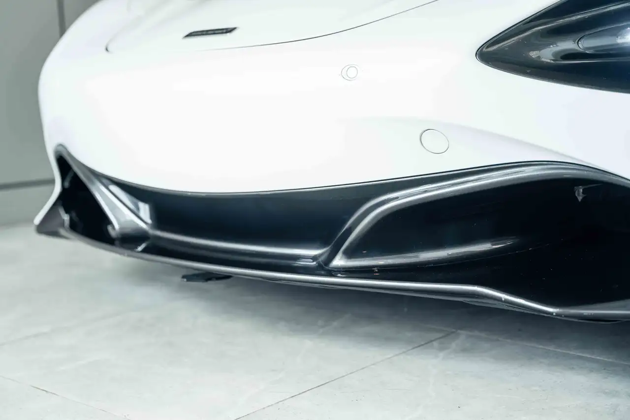 McLaren 720S снимка McLaren 720S