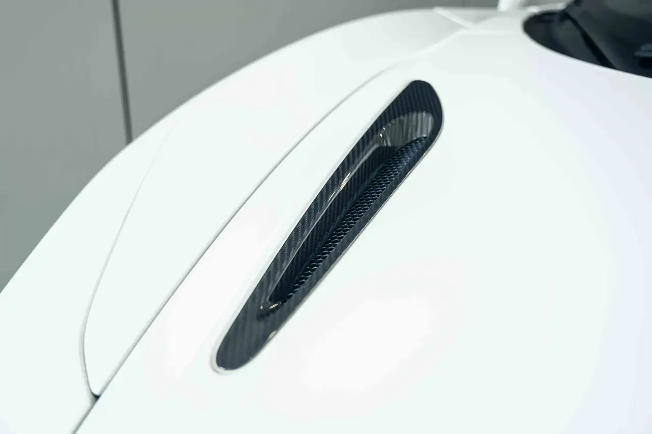 McLaren 720S снимка McLaren 720S