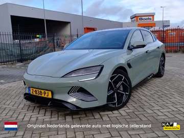 Excellence AWD 82.5 kWh | Panoramadak | Warmtepomp