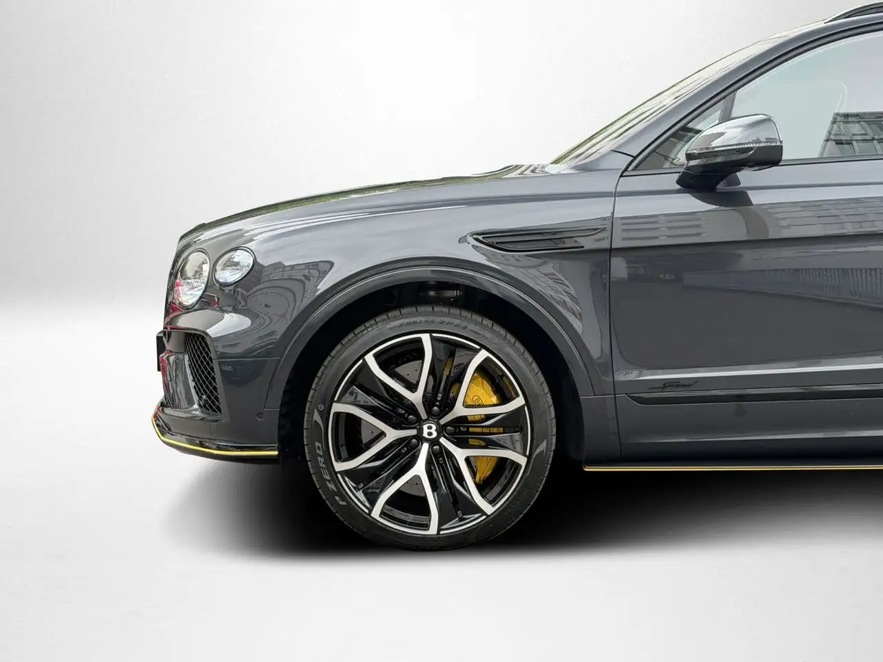 Bentley Bentayga 2025 — фото 8