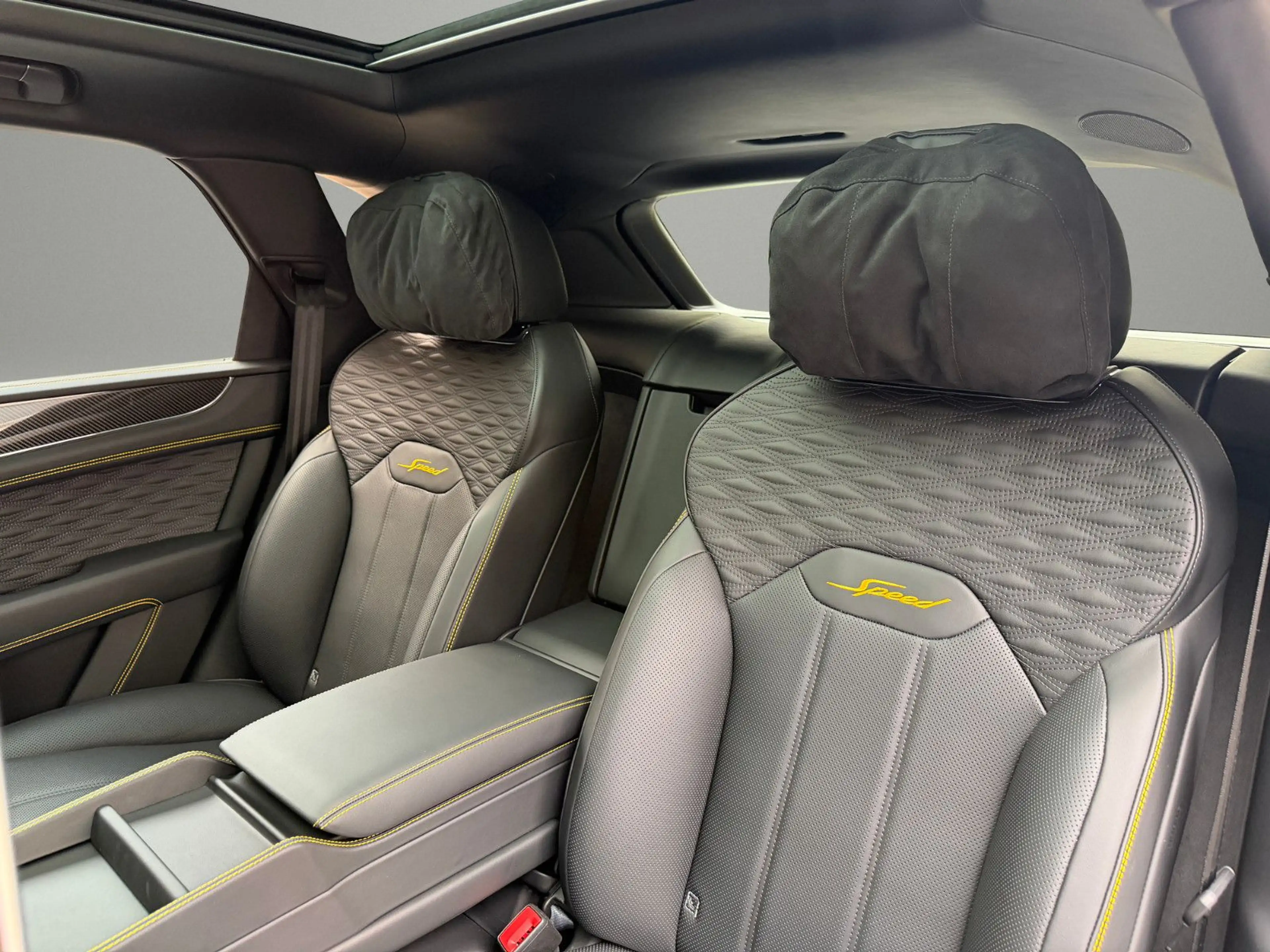 Bentley Bentayga V8 SPEED LP € 392.965,- VOLLAUSSTATTUNG — photo 15