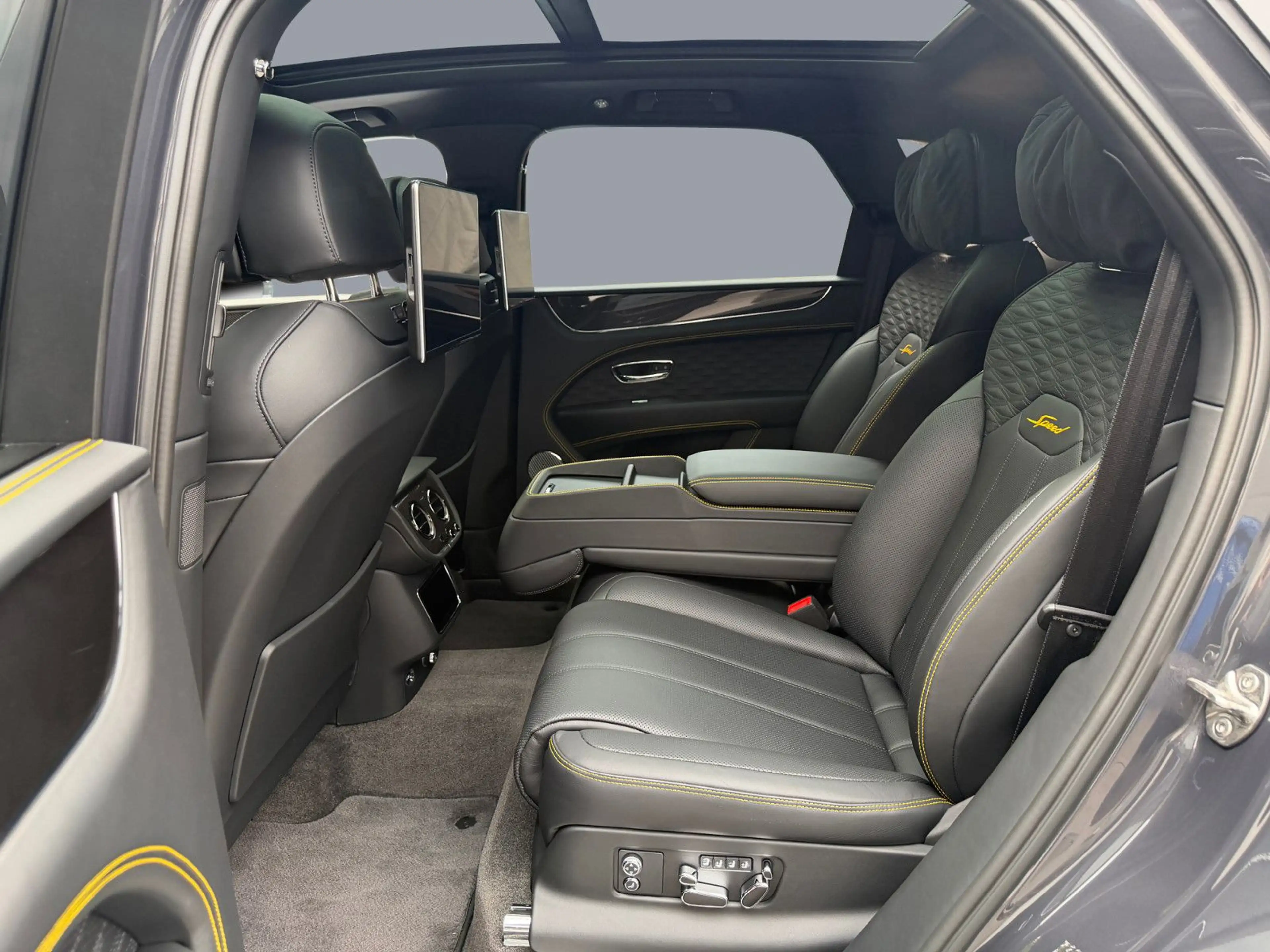 Bentley Bentayga V8 SPEED LP € 392.965,- VOLLAUSSTATTUNG — photo 13