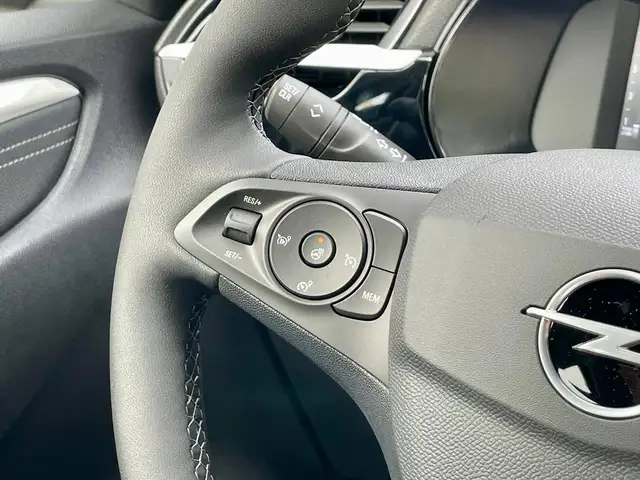 Opel Corsa view 12