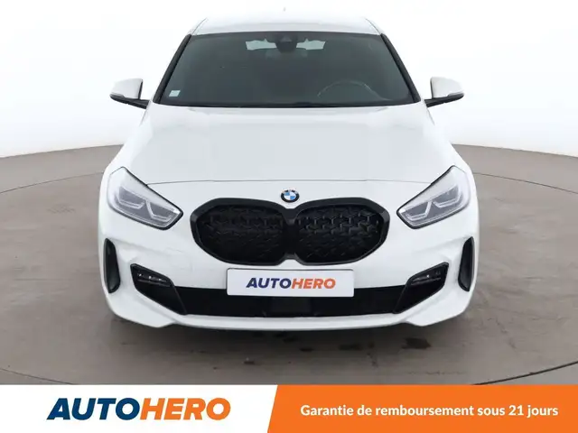 BMW 1 Series view 9