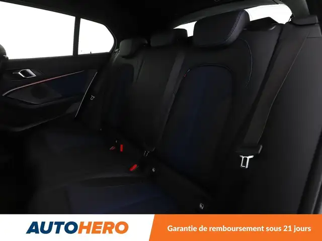 BMW 1 Series view 14