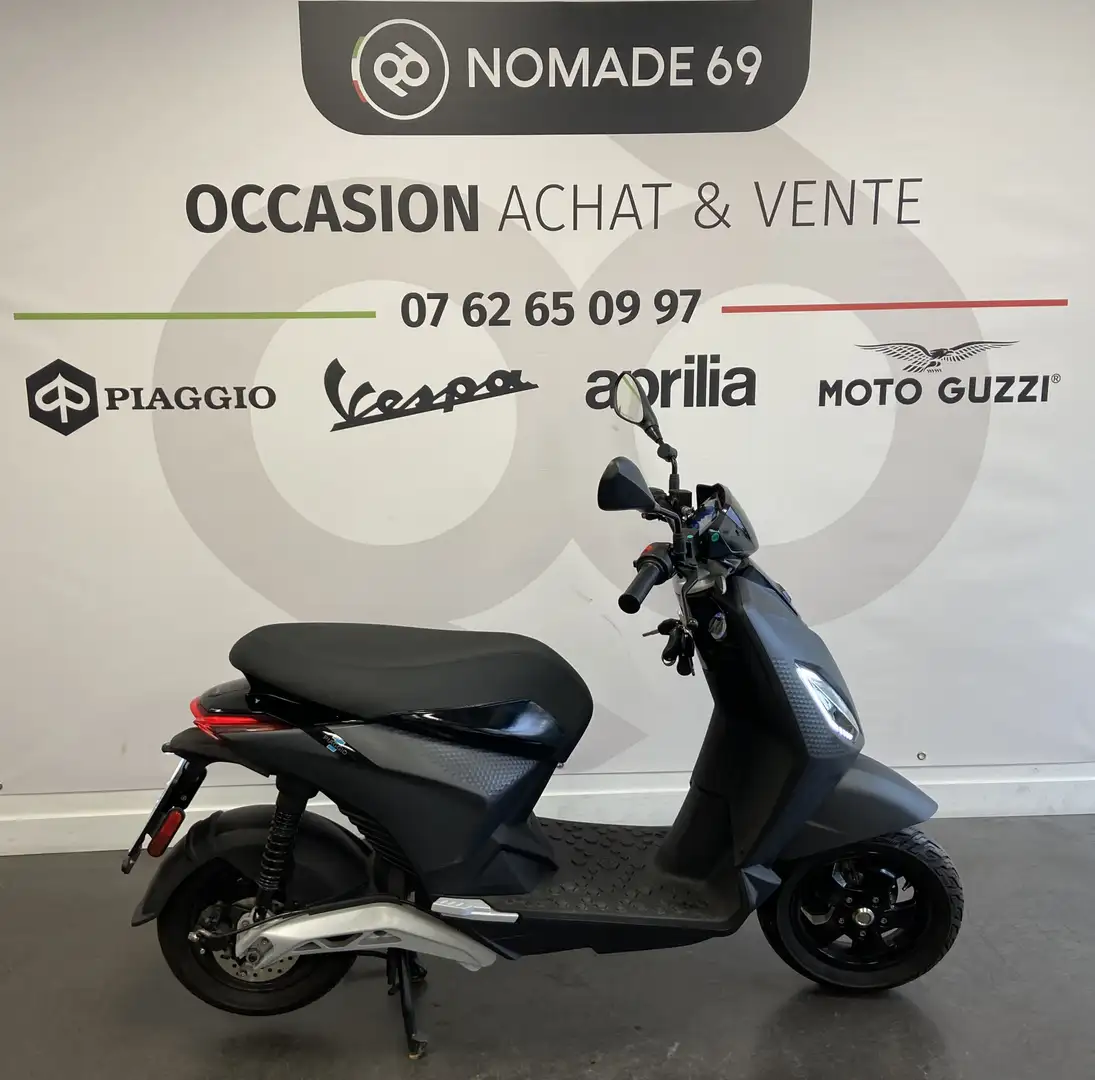 Piaggio Noir - 1