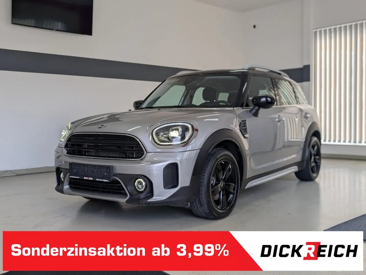 MINI Cooper Countryman Untamed Edition LED TEMP PDC Stříbrná - 1