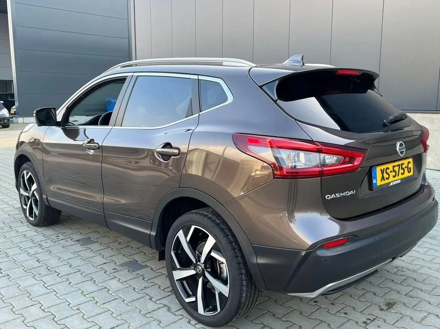 Nissan Qashqai+2 1.6 Tekna + Brązowy - 2