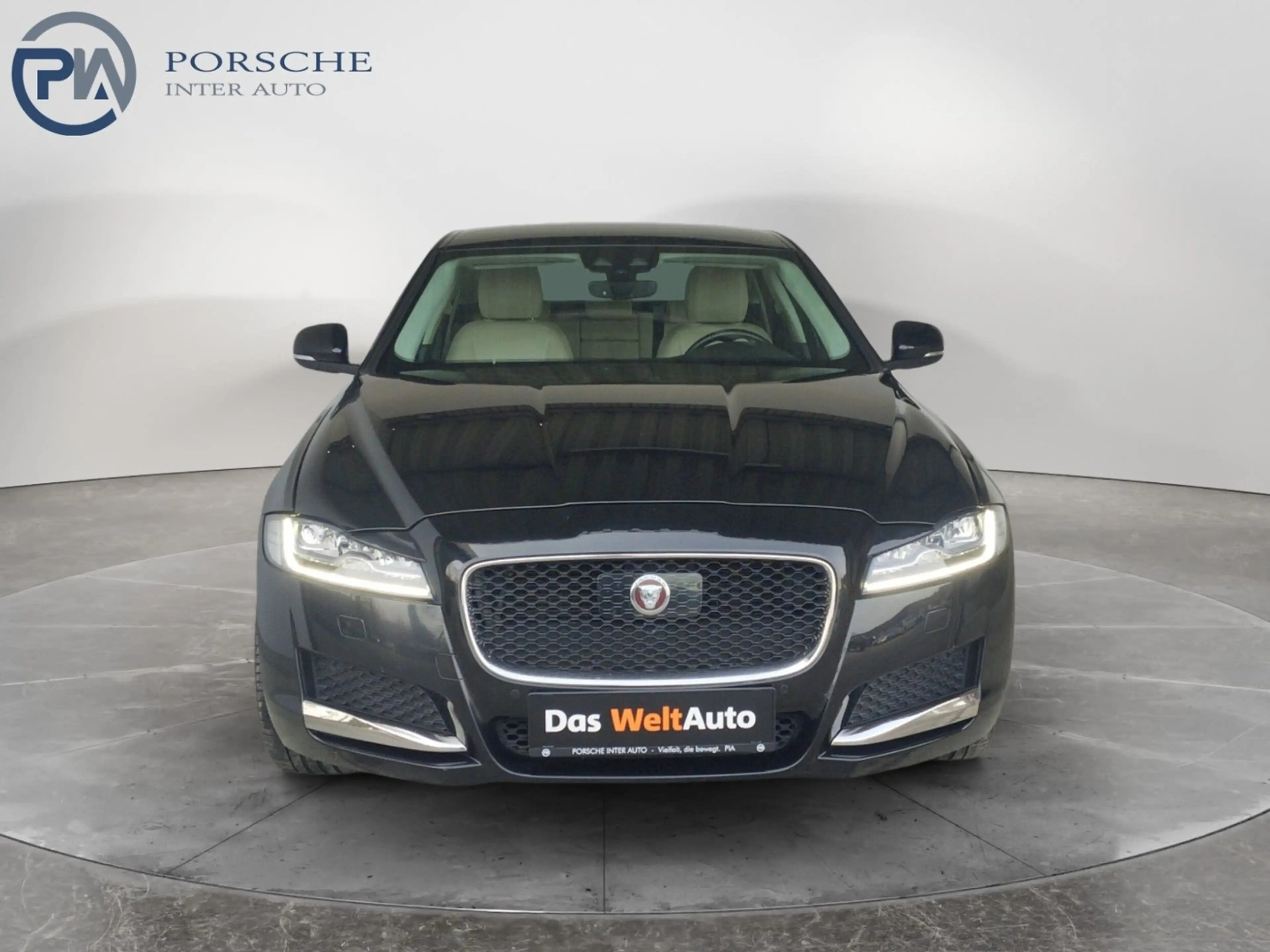 Jaguar XF 20d Portfolio Aut. — photo 8