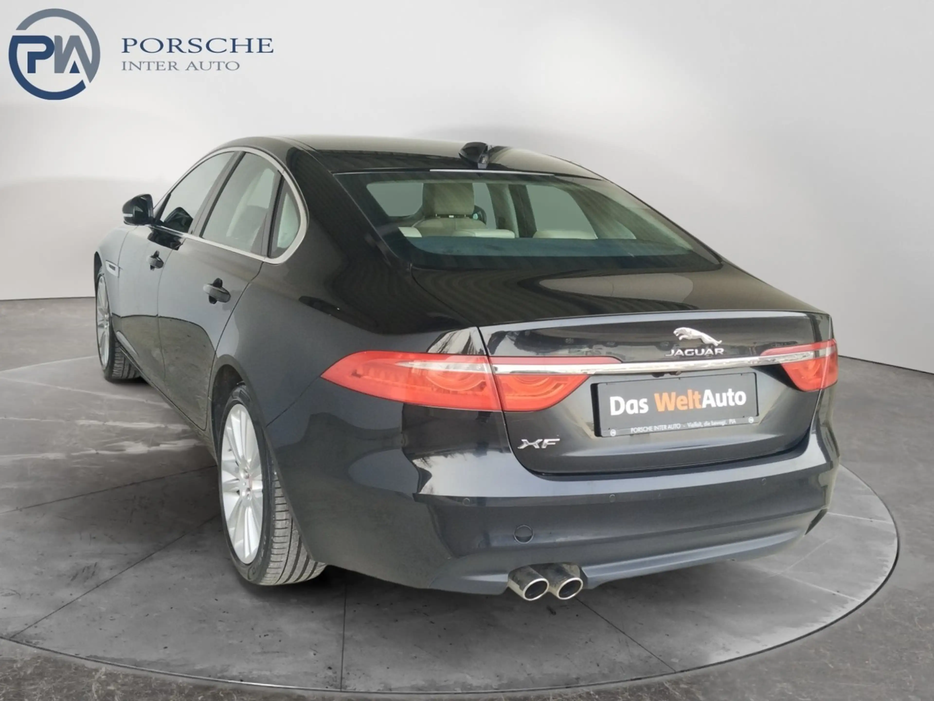 Jaguar XF 20d Portfolio Aut. — photo 3