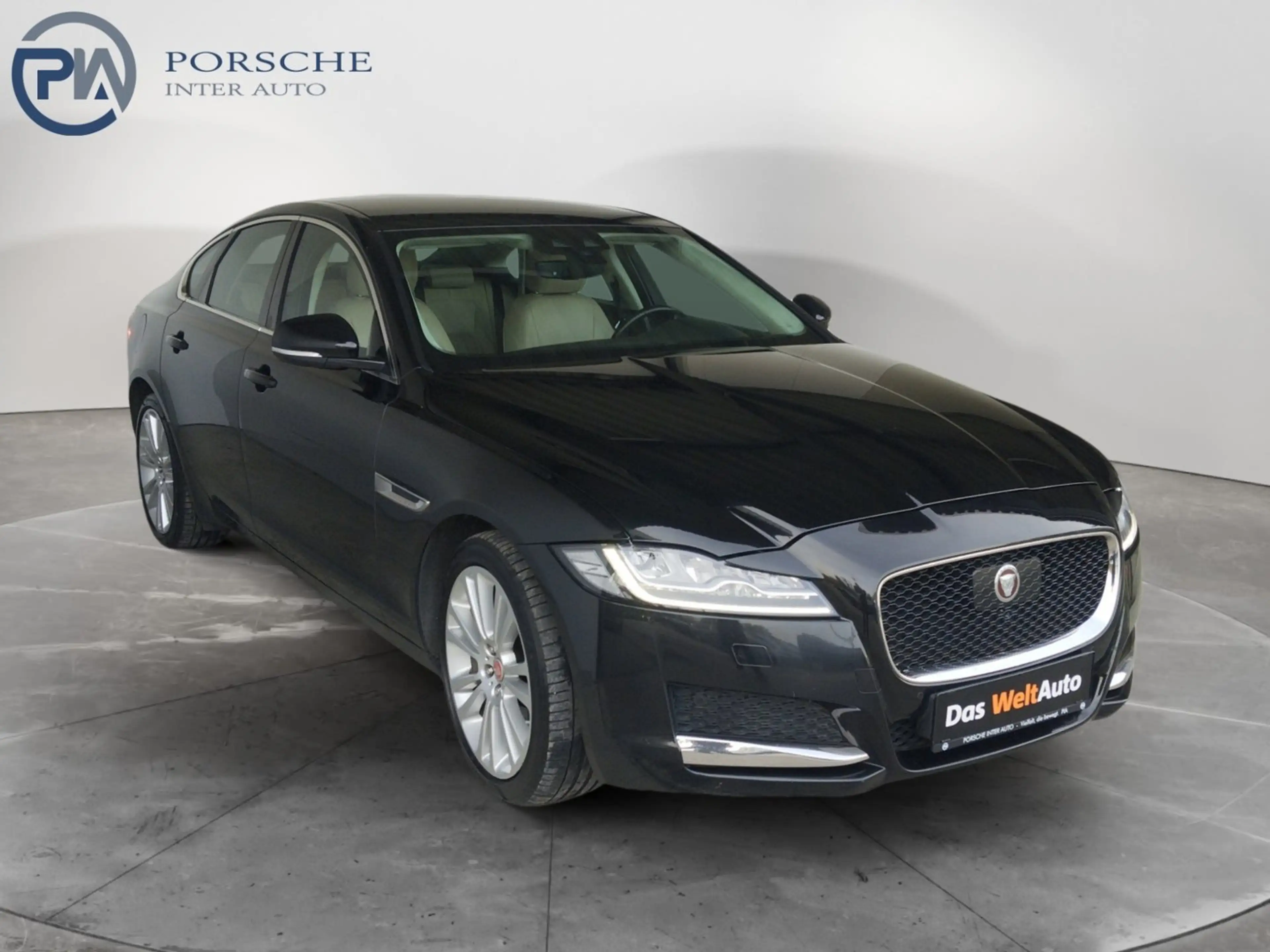 Jaguar XF 20d Portfolio Aut. — photo 7