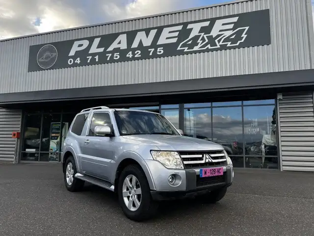 Mitsubishi Pajero 3.2 DID 160 CV Intense